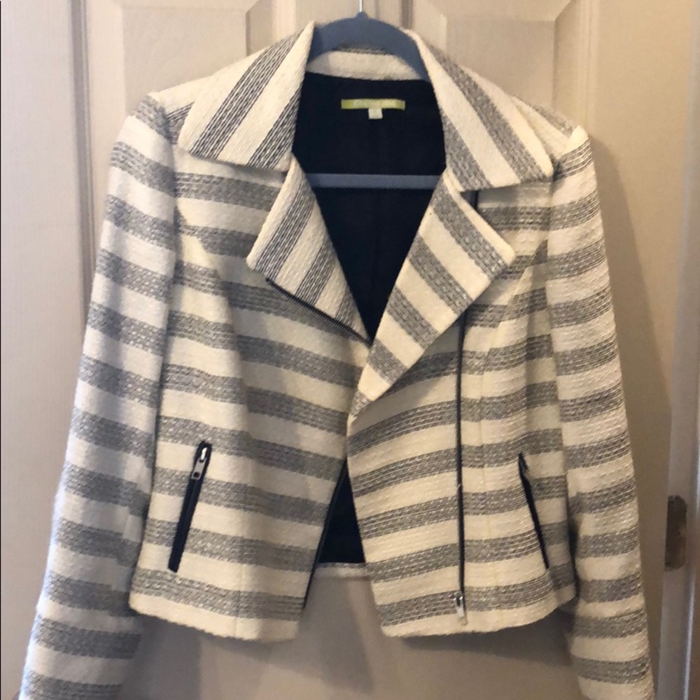 Gianni Bini jacket. Super chic! Size 4